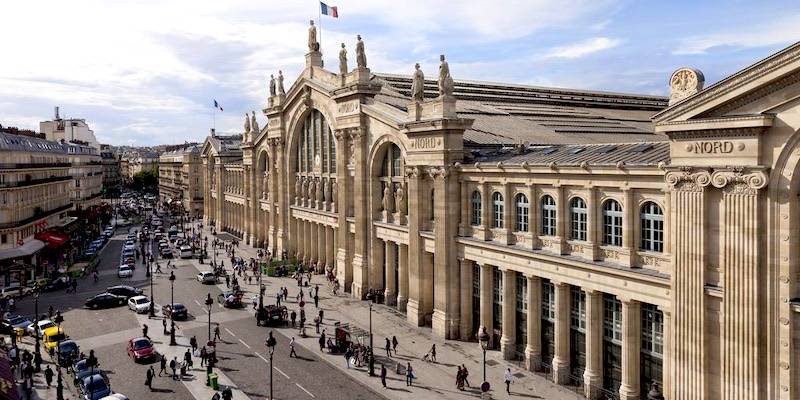 De la Tour Eiffel à la gare de Paris Nord avec un chauffeur privé